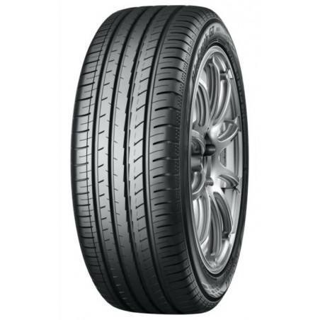 YOKOHAMA BLUEARTH GT AE51E RPB 215/45 R17 87  W